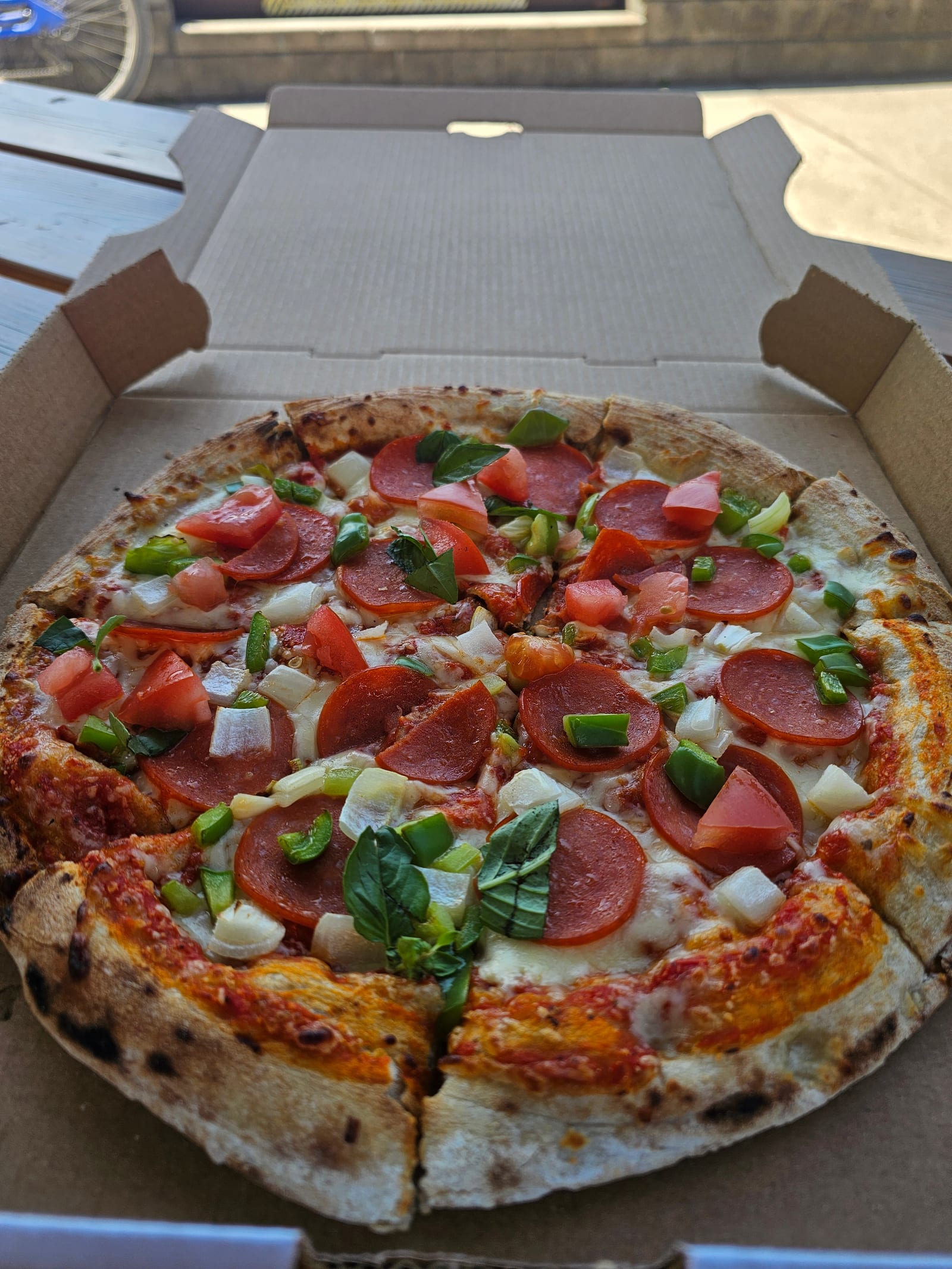 Lakeside Pizza